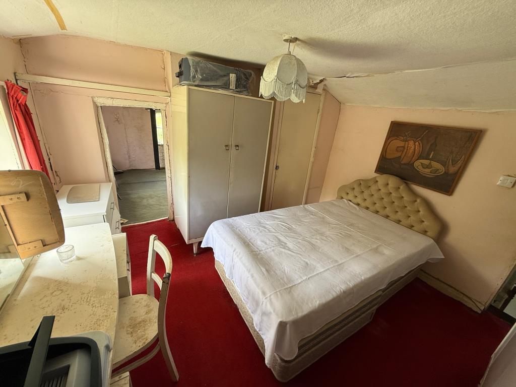 Lot: 120 - DETACHED COTTAGE IN MID-ESSEX VILLAGE LOCATION WITH POTENTIAL - Bedroom One